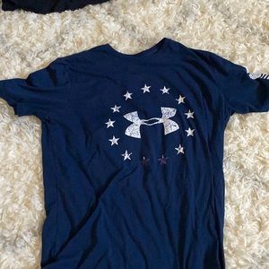 Under armor navy blue medium shirt